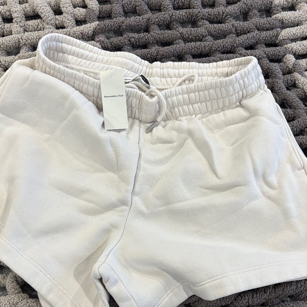 Abercrombie & Fitch Women's Cream Athletic Shorts